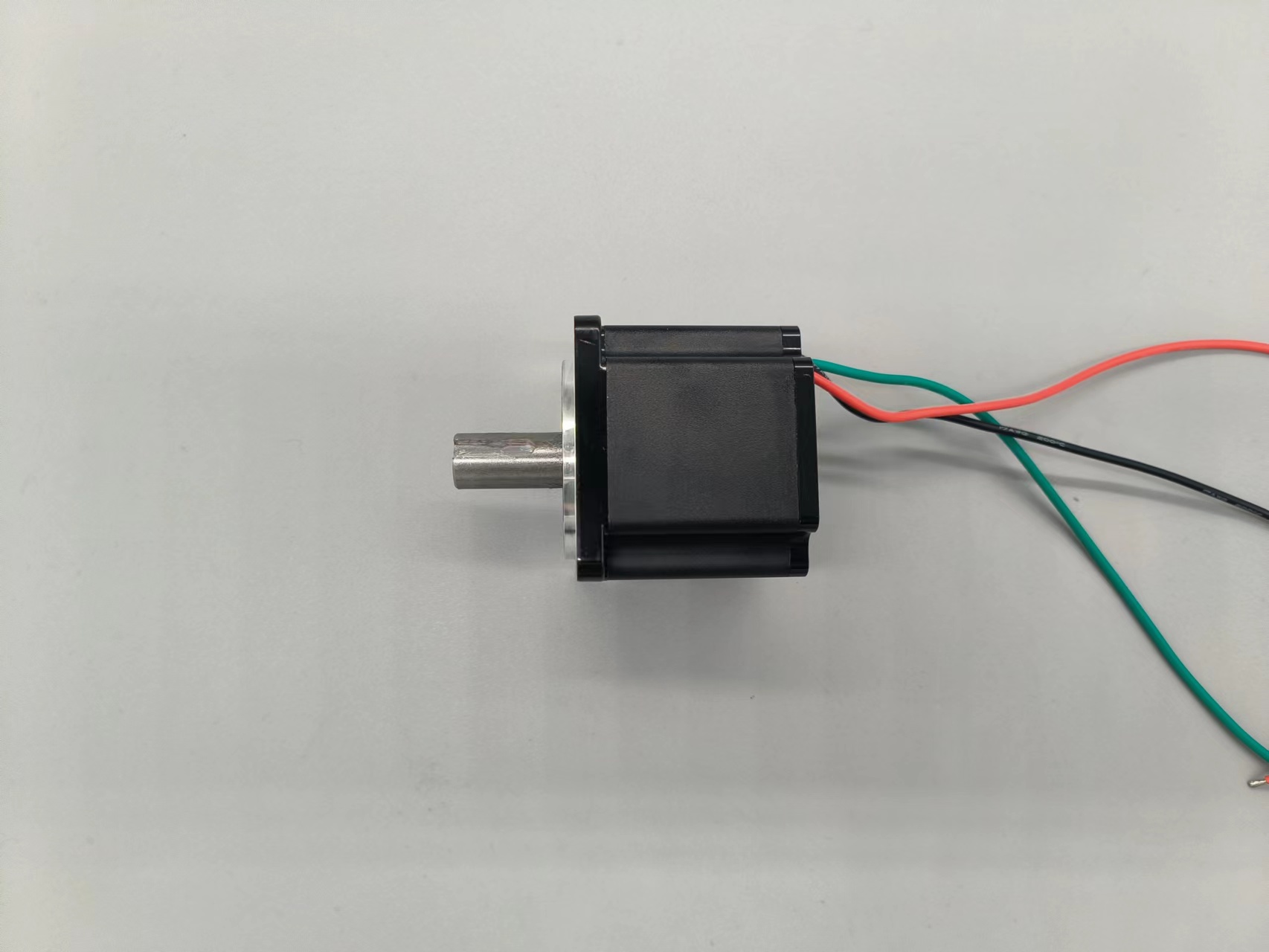 超薄直流無刷電機(jī)上市 200W僅50mm厚度